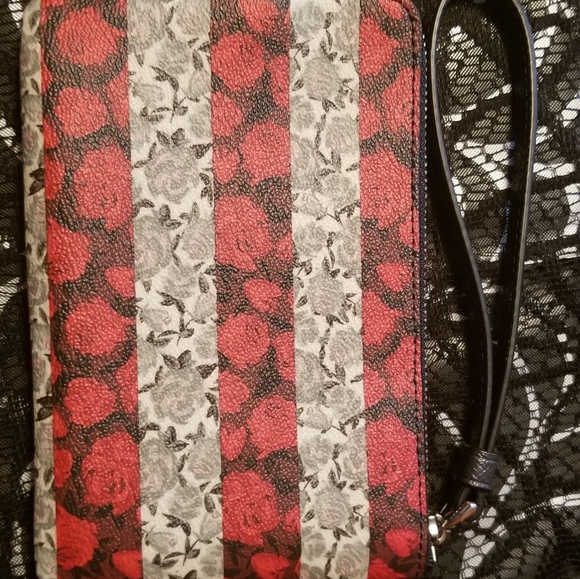 Coach Wristlet - Picture 2 of 5